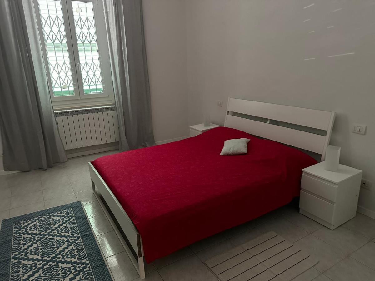 Casa Susanna - Delizioso Piano Terra, Centralissimo, Superservito, Tranquillo, Appena Fuori Ztl Parcheggio Libero Terni Buitenkant foto